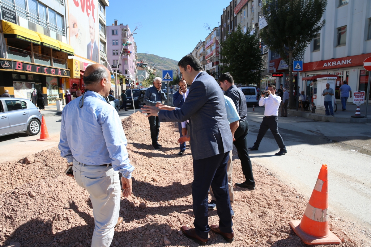 CUMHURİYET MEYDANINDA YAĞMURSUYU SORUNU KALMAYACAK
