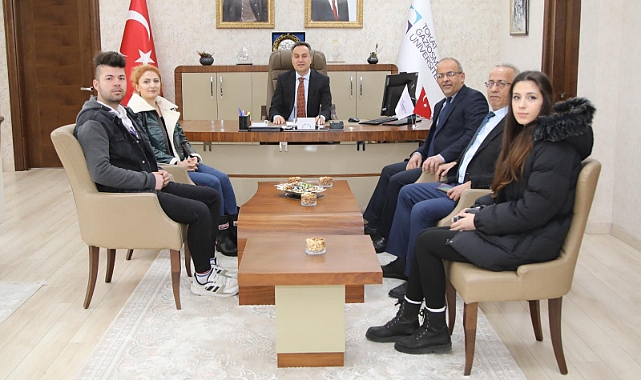 GAZETEMİZDEN TOGÜ REKTÖRÜ PROF.  DR. YILMAZ’A HAYIRLI OLSUN ZİYARETİ